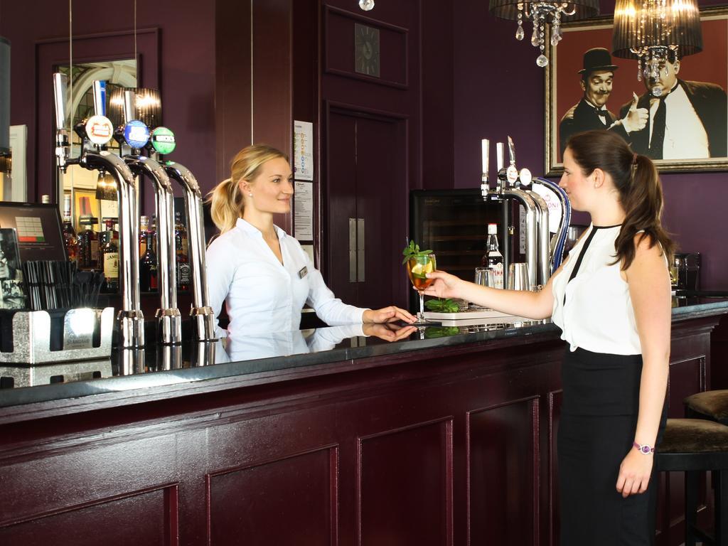 Chine Hotel Bournemouth Exterior photo